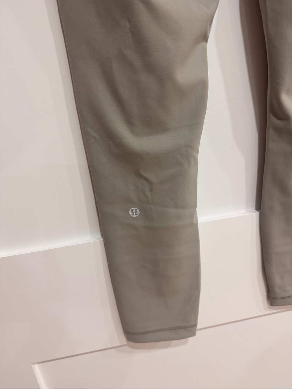 lululemon Wunder Train HR Tight 25” Beige Jogger Leggings